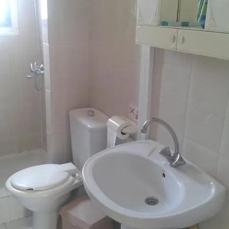 Lefki Tree Tourist Apartment